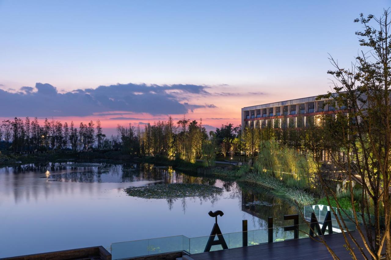 Melia Chongqing Hotel Bagian luar foto