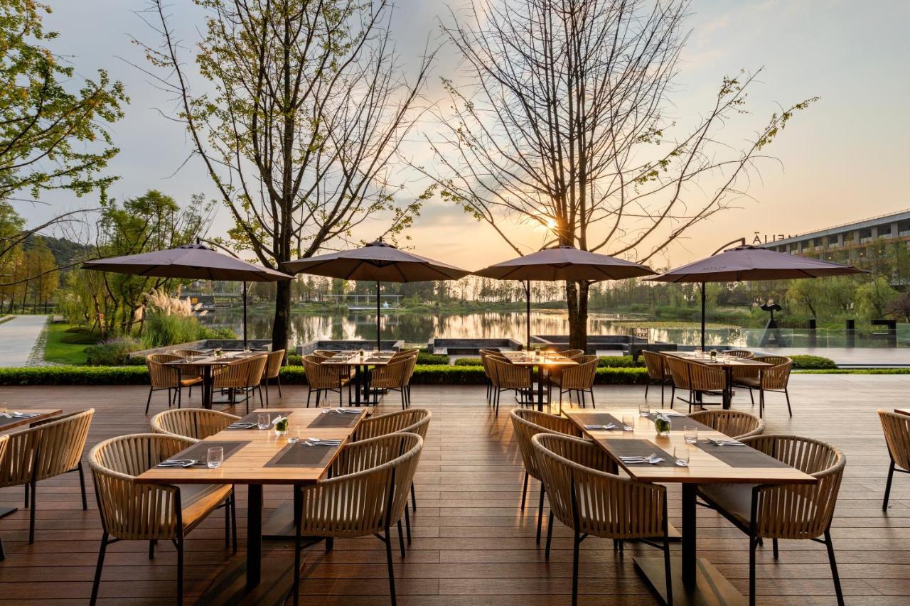 Melia Chongqing Hotel Bagian luar foto