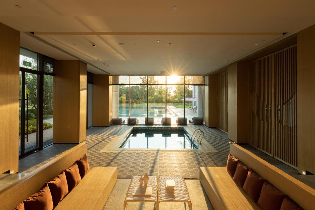 Melia Chongqing Hotel Bagian luar foto