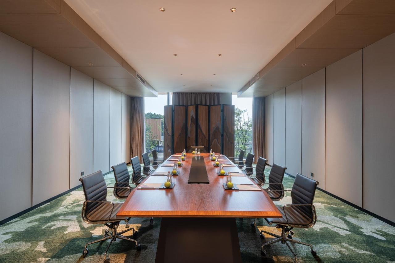 Melia Chongqing Hotel Bagian luar foto