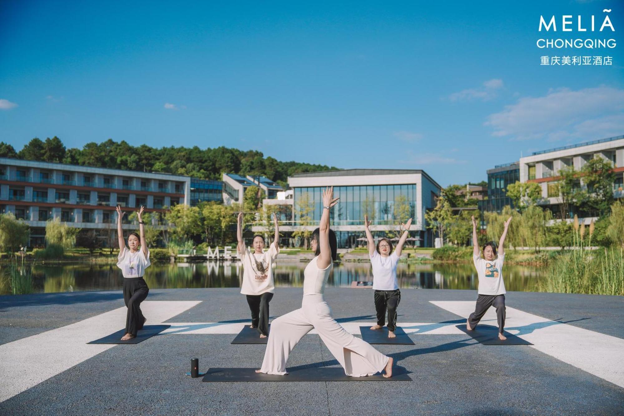 Melia Chongqing Hotel Bagian luar foto